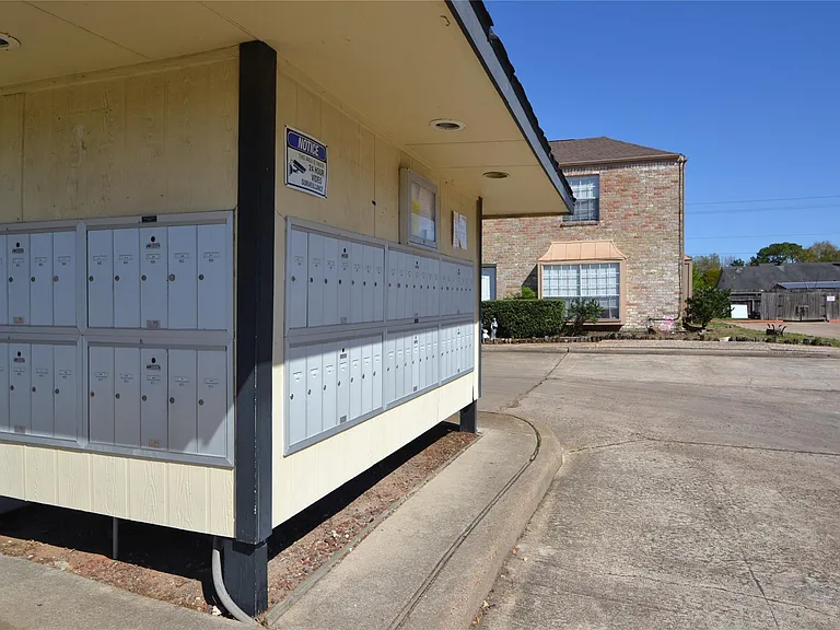9200 W Bellfort Ave #79 — Photo 4