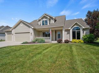 11216 Chariot Ct, Fort Wayne, IN 46845