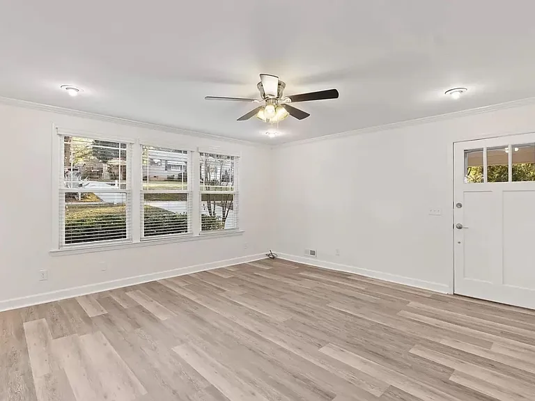 25 Riverview Ct — Photo 12