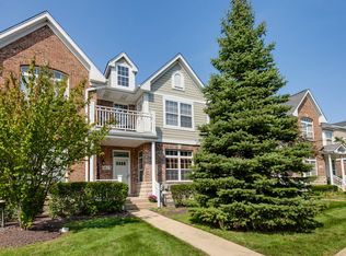 1413 Brownstone Pl, Schaumburg, IL 60193