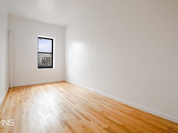 5th image of 2308 7th Ave APT 3E