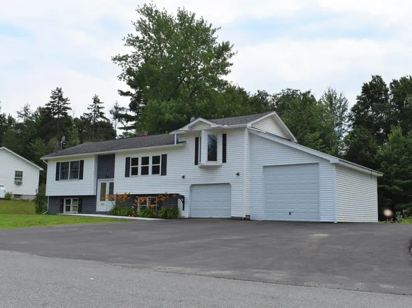 11 Evergreen Drive, Lincoln, ME 04457