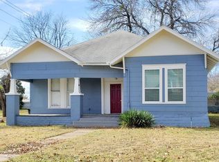 611 N Anglin St, Cleburne, TX 76031