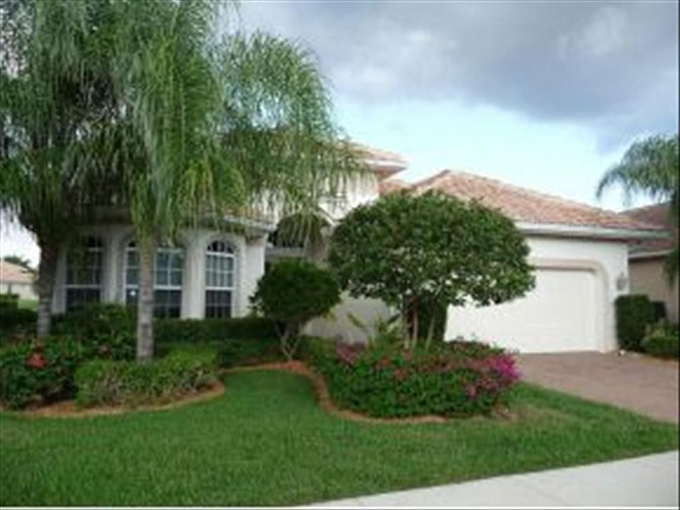 6794 bent grass drive