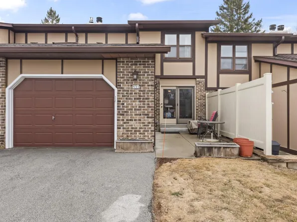 531 Hartridge DRIVE, Hartland, WI 53029