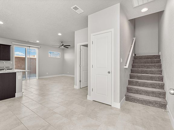 5th image of 1895 Sunrise Ln SE