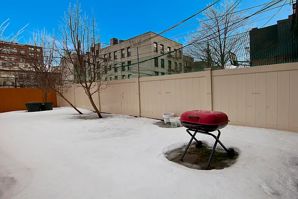 Rented by Bold New York | media 71