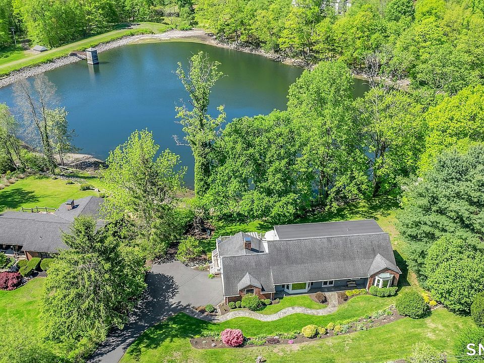 1st image of 21 Dogwood Drive