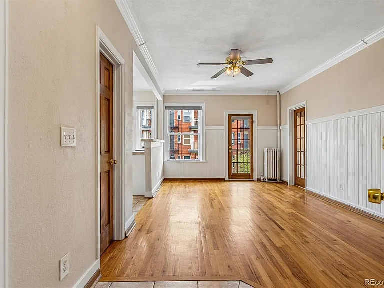 1376 N Pearl St #210 — Photo 1