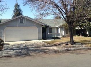 6075 N Tracy Ave, Fresno, CA 93722