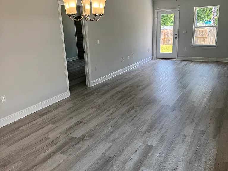 8090 Westpointe Ln — Photo 6
