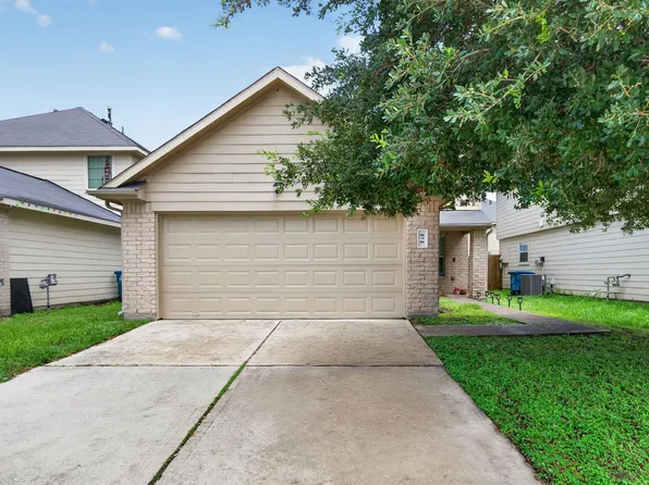 878 Sun Prairie Dr, Houston, TX 77090