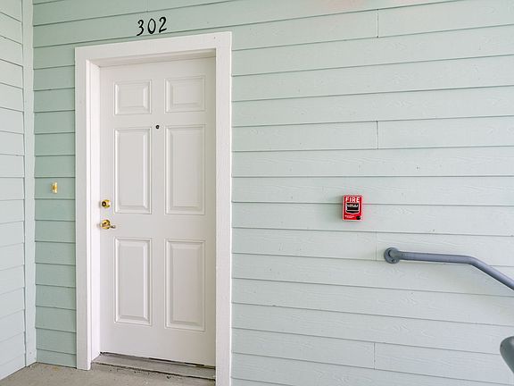 3rd image of 8235 Lobster Bay Ct #1-302