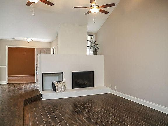 1st image of 3155 E Nees Ave