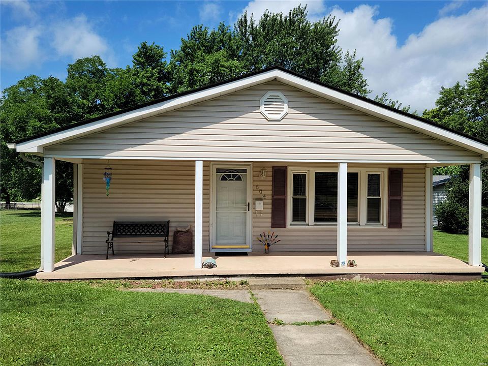 2nd image of 604 4th St