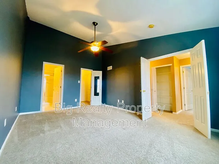 475 Stoneglen St — Photo 14