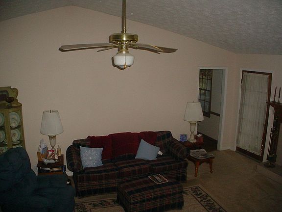 2nd image of 3607 Fernbrook Dr