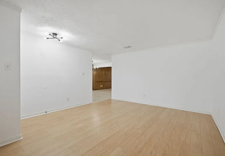 66 T Huxley Ln — Photo 15
