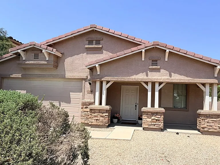 43460 W Caven Dr — Photo 1