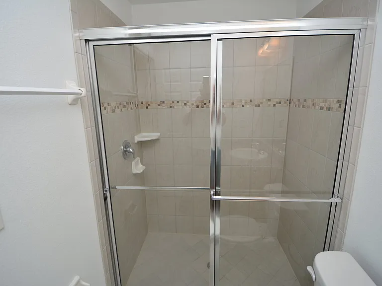 33 Rosecroft Ln #B — Photo 25