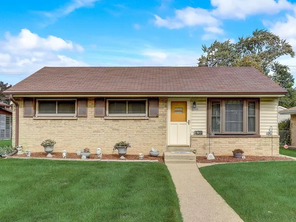 6706 West Howard AVENUE, Milwaukee, WI 53220