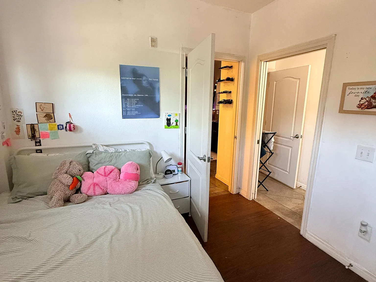 2 bed, 880 sqft, $1,385 — Photo 2