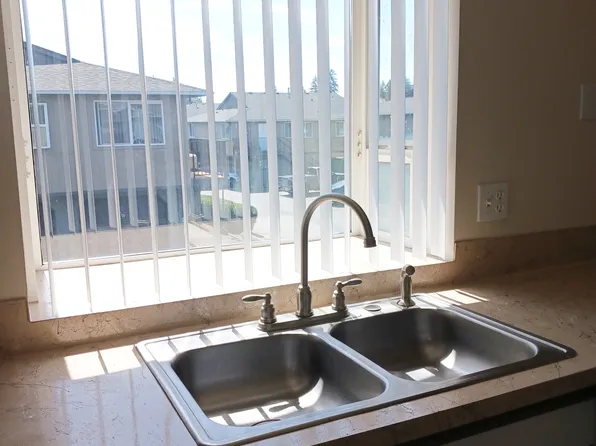 Noble Court Estates