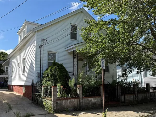 18 Wyatt St, Providence, RI 02905