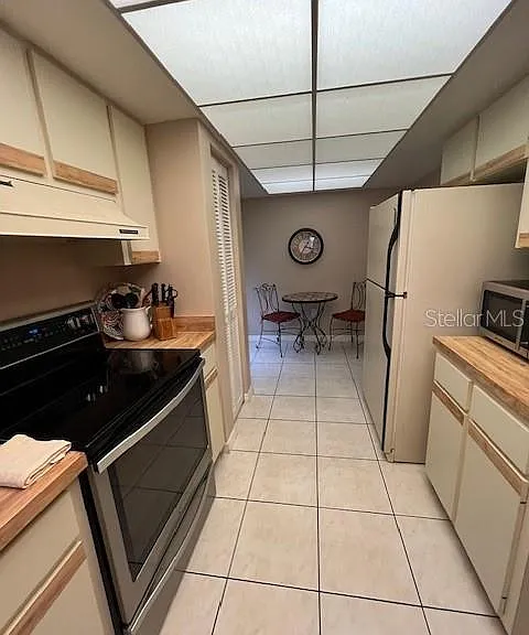 7205 Curtiss Ave #2F — Photo 3