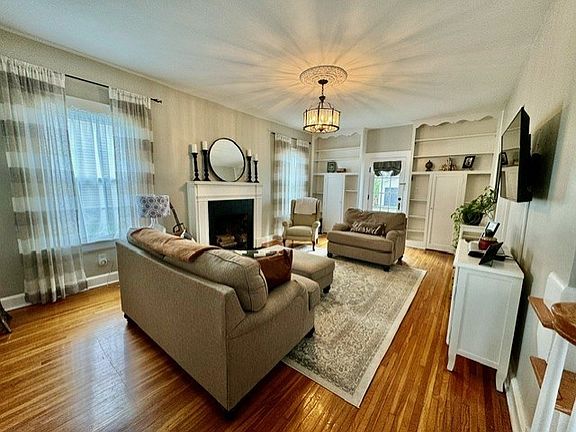 2nd image of 428 N Scott St