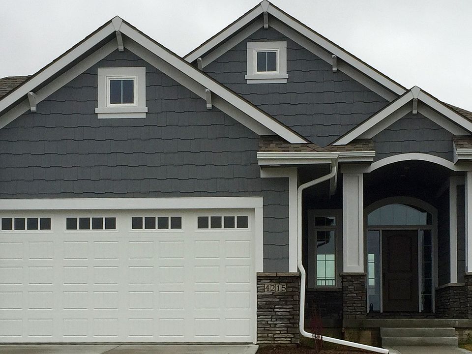 1st image of 4215 NE Bellagio Cir