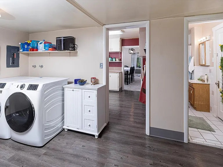 729 E 200 N #1 — Photo 12