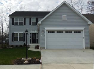 10334 Herrington Dr, Aurora, OH 44202