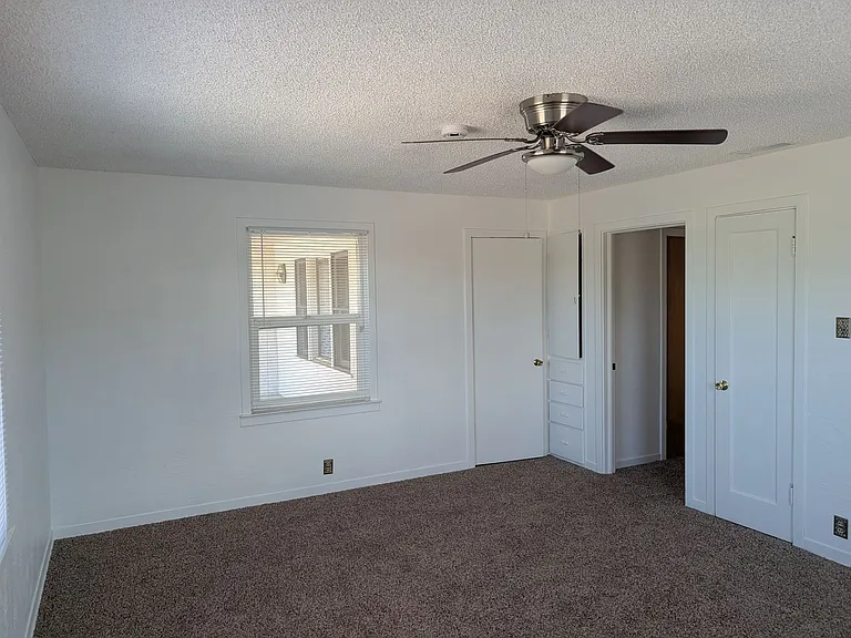 7262 S Cedar Ave — Photo 14