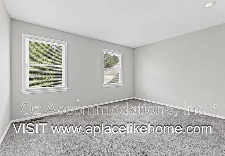 11626 Woodward St — Photo 31