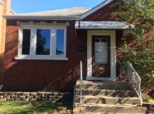 3125 Oak Ave, Brookfield, IL 60513