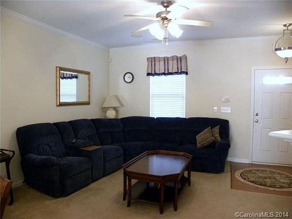 5th image of 8033 Lynwood Sq