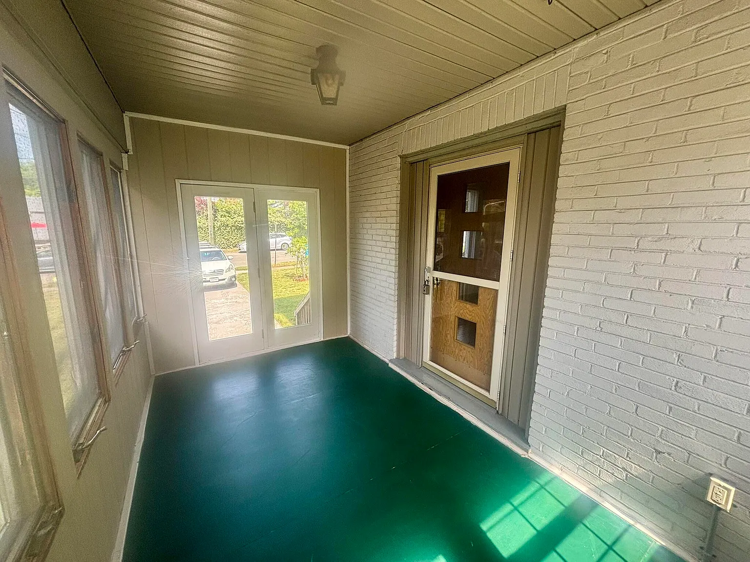 1 bed, 1.0 bath, 784 sqft, $1,100 — Photo 4