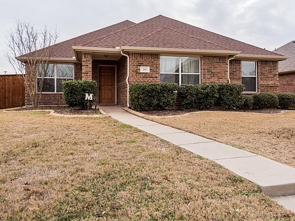 3rd image of 114 Cliffbrook Dr