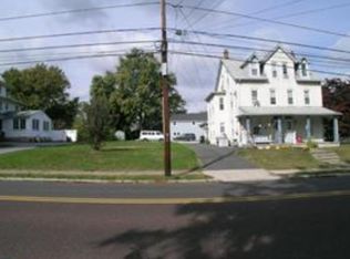 923 Walnut St, Royersford, PA 19468