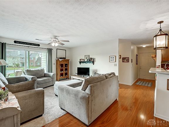 3rd image of 6581 Brigham Sq APT 2