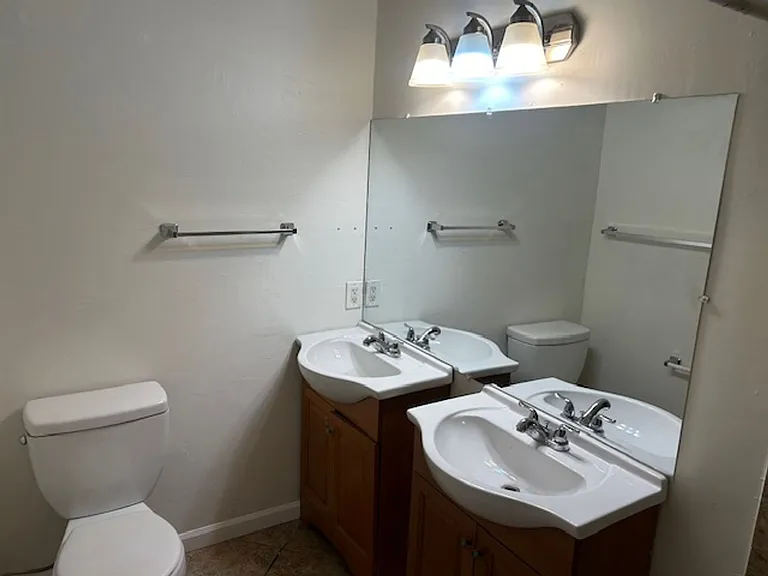 1746 W Thomas Rd — Photo 10