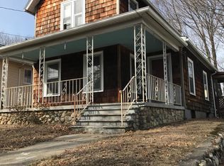 18 Arch St, Ansonia, CT 06401