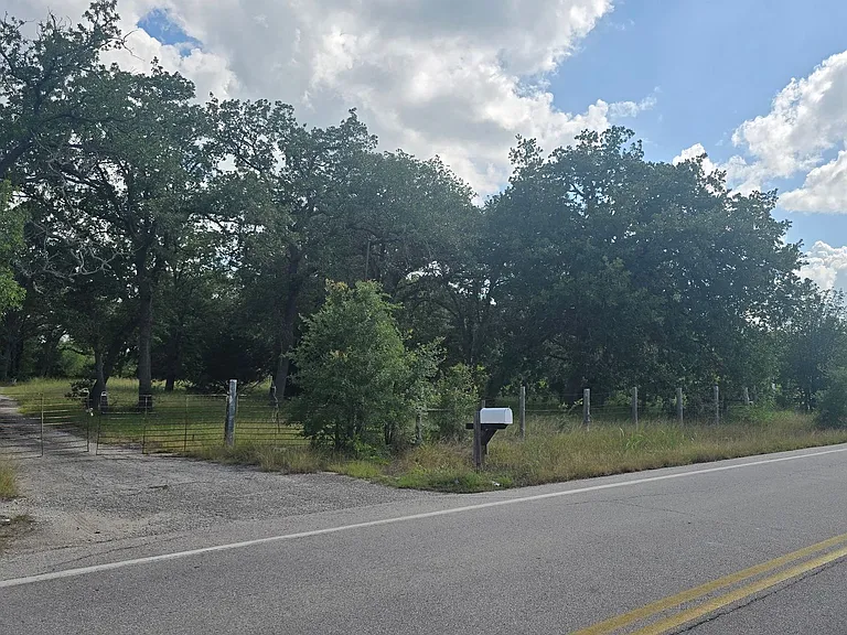 8607 Burleson Manor Rd — Photo 14
