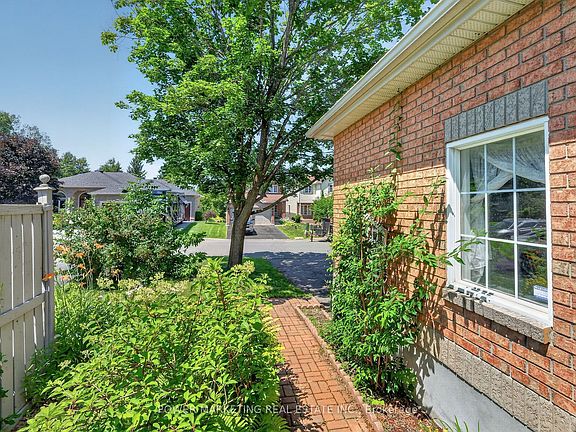 4th image of 6886 Edgar Brault St