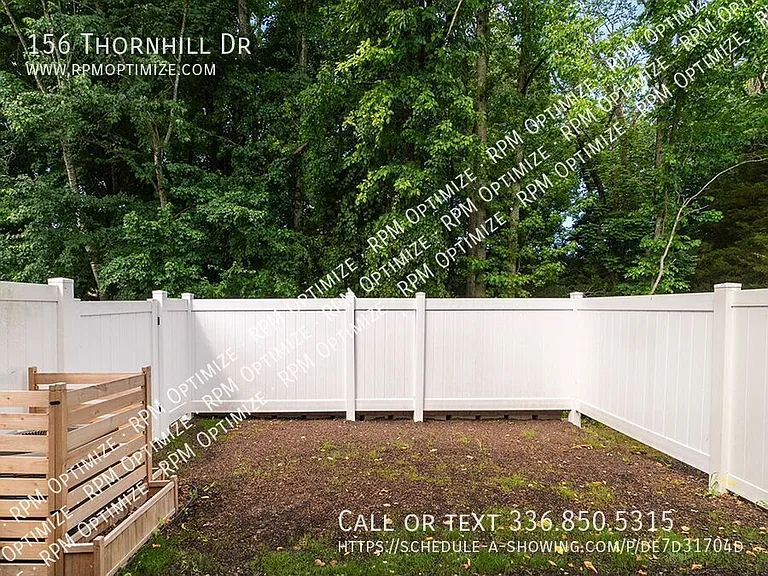 156 Thornhill Dr — Photo 41