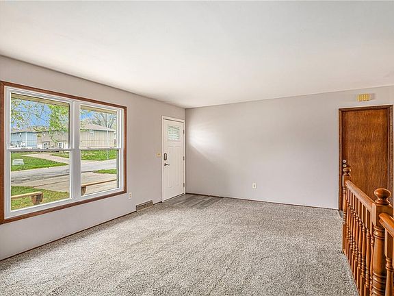 5th image of 1307 NW 64th Ter