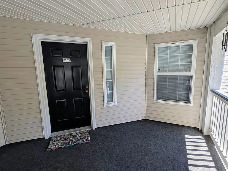 12118 NE 171st Pl #E203 — Photo 2
