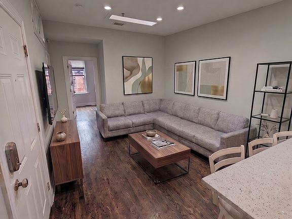 3rd image of 912 Park Ave APT 4