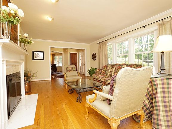 5th image of 6775 Camaridge Ln